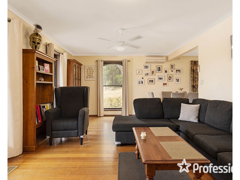 24 Ross Pincott Drive, Mooroolbark VIC 3138