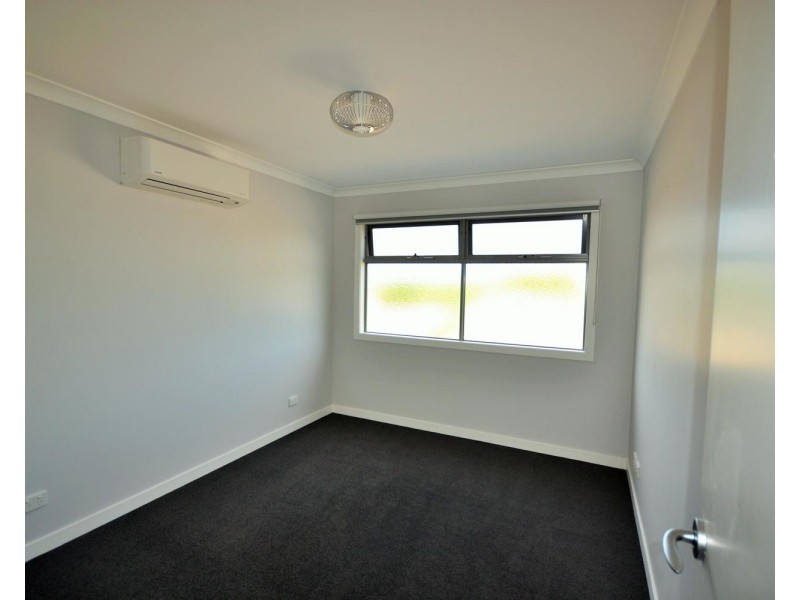 2/4 Clyde Street, Lilydale VIC 3140