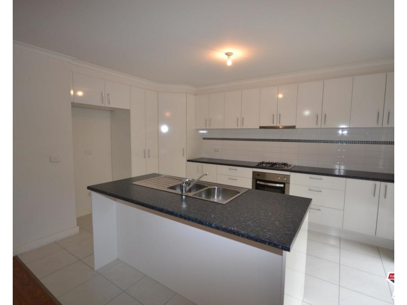 2/28 Cherylnne Crescent, Kilsyth VIC 3137