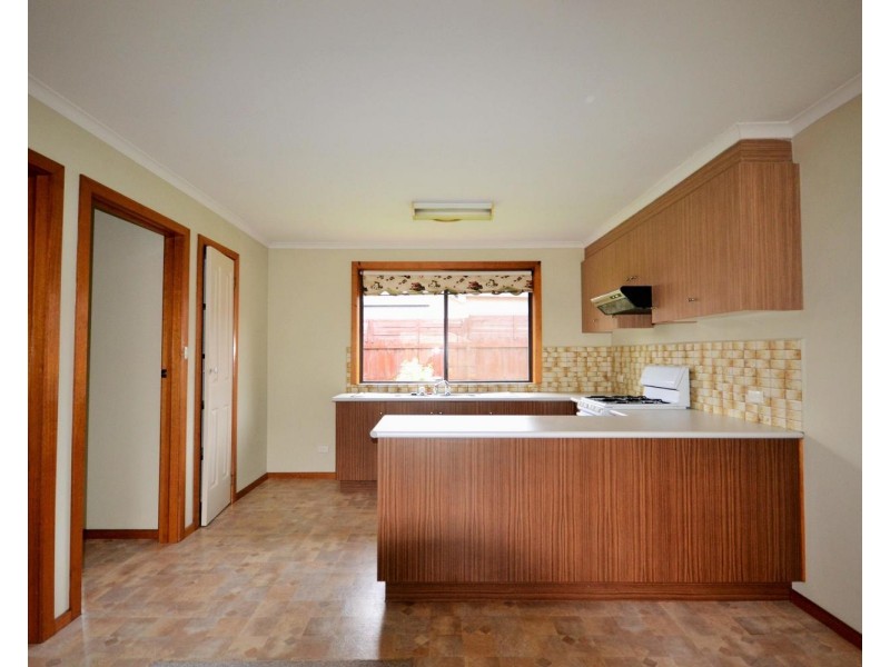 6/10-12 Urana Street, Kilsyth VIC 3137