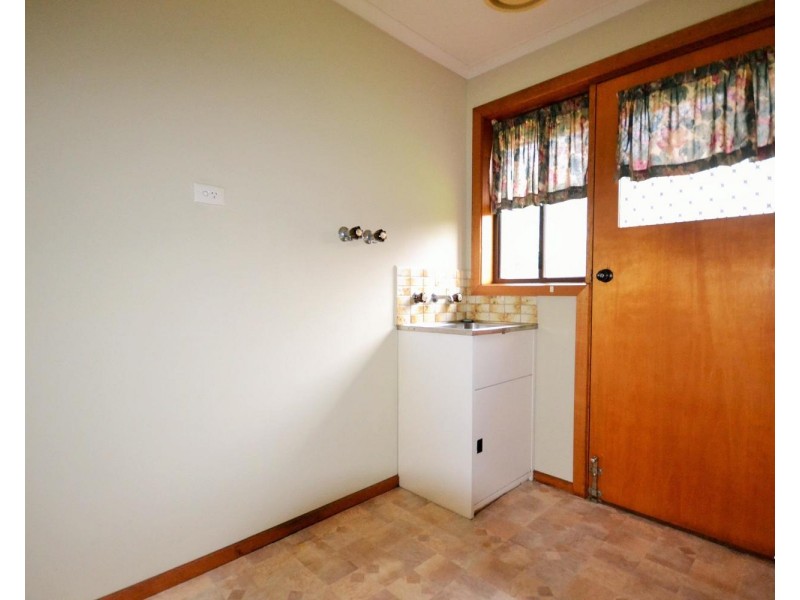 6/10-12 Urana Street, Kilsyth VIC 3137