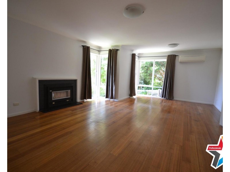 86 Fernhill Road, Mount Evelyn VIC 3796