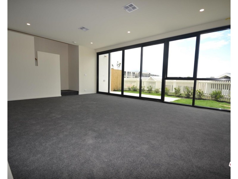 53 Amadeo Way, Chirnside Park VIC 3116