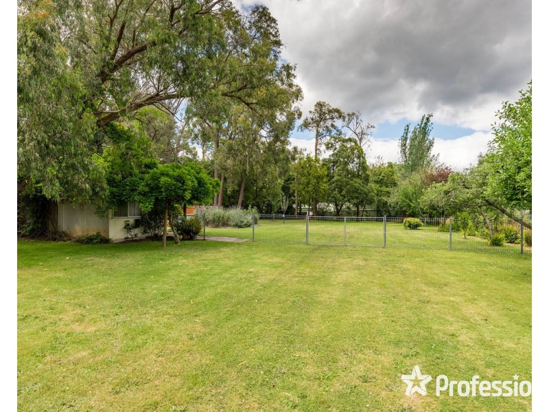 174 Cardigan Road, Mooroolbark VIC 3138