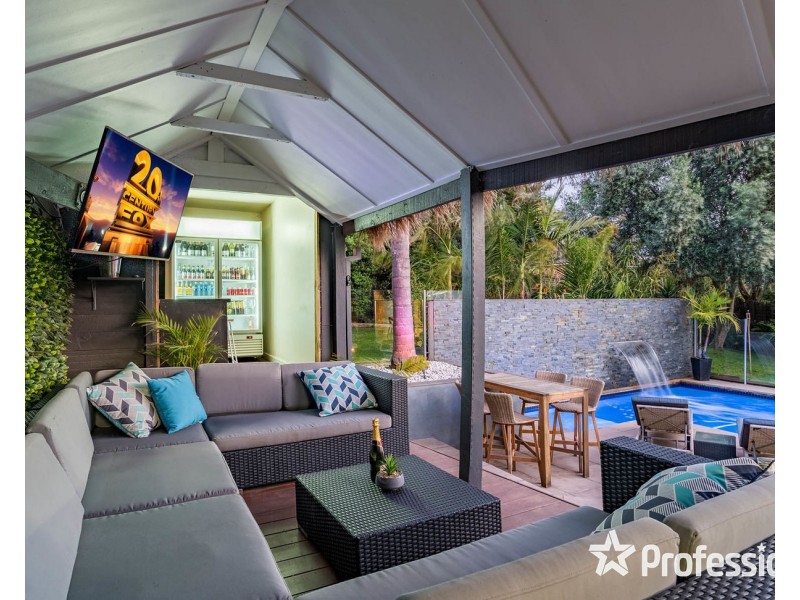 12 View Point Drive, Chirnside Park VIC 3116