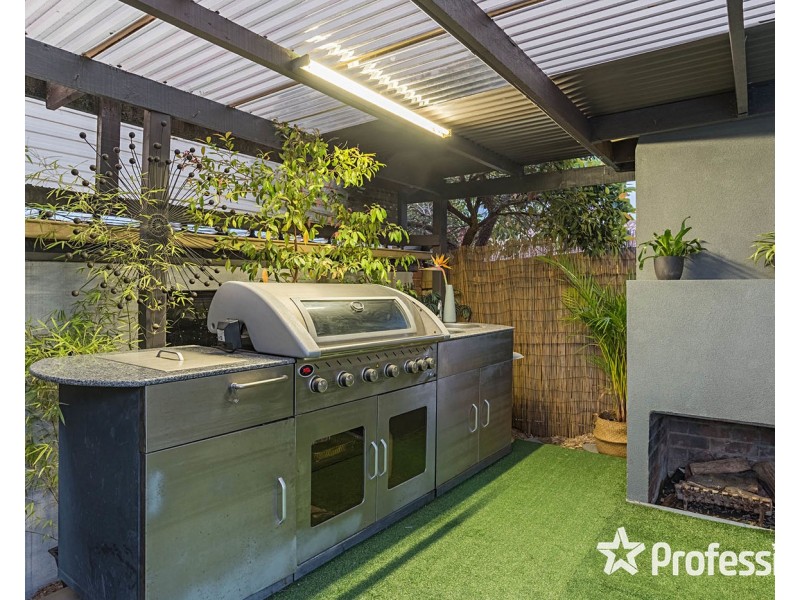 12 View Point Drive, Chirnside Park VIC 3116