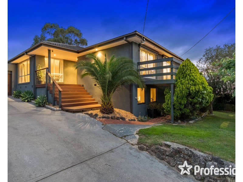 12 View Point Drive, Chirnside Park VIC 3116