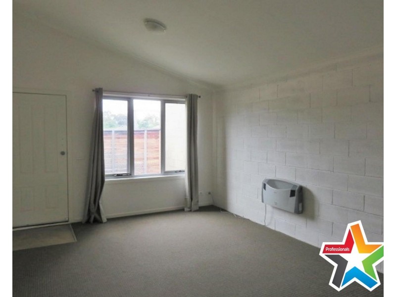 24/8-10 Mount View Parade, Mooroolbark VIC 3138