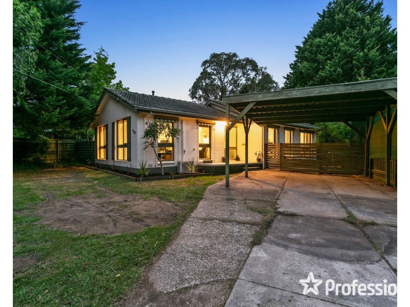 16 Birkenhead Drive, Kilsyth VIC 3137