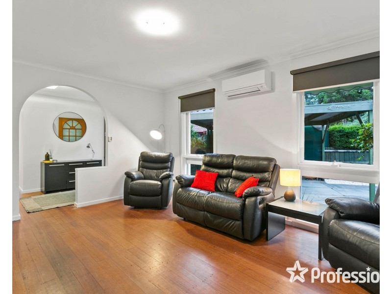 16 Birkenhead Drive, Kilsyth VIC 3137