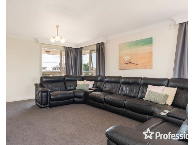 12 Crown Point, Chirnside Park VIC 3116