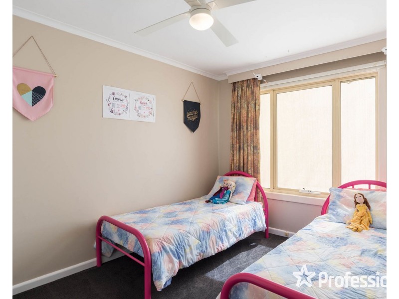 12 Crown Point, Chirnside Park VIC 3116