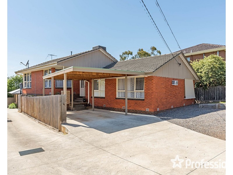 12 Crown Point, Chirnside Park VIC 3116