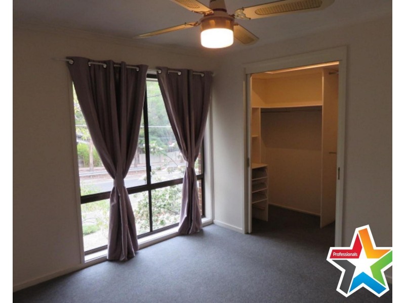 319 Wonga Road, Warranwood VIC 3134