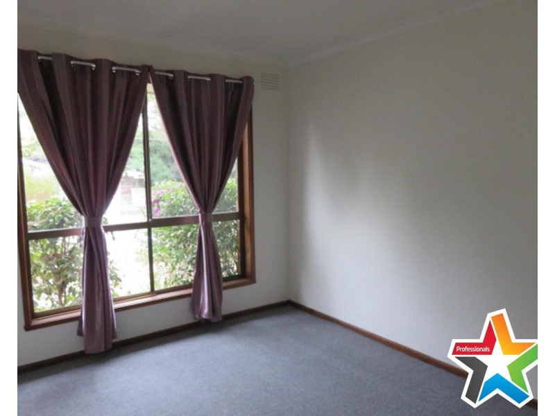 319 Wonga Road, Warranwood VIC 3134