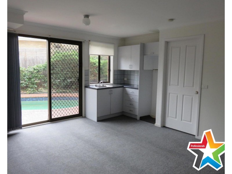 319 Wonga Road, Warranwood VIC 3134