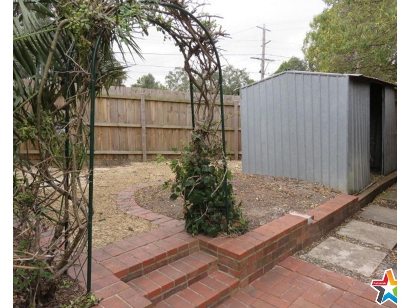 319 Wonga Road, Warranwood VIC 3134