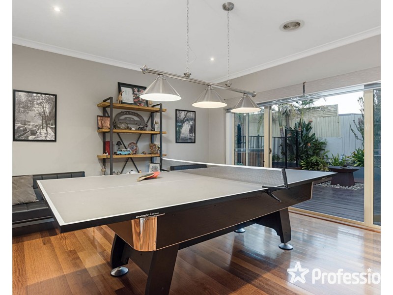 49 Larbert Road, Mooroolbark VIC 3138