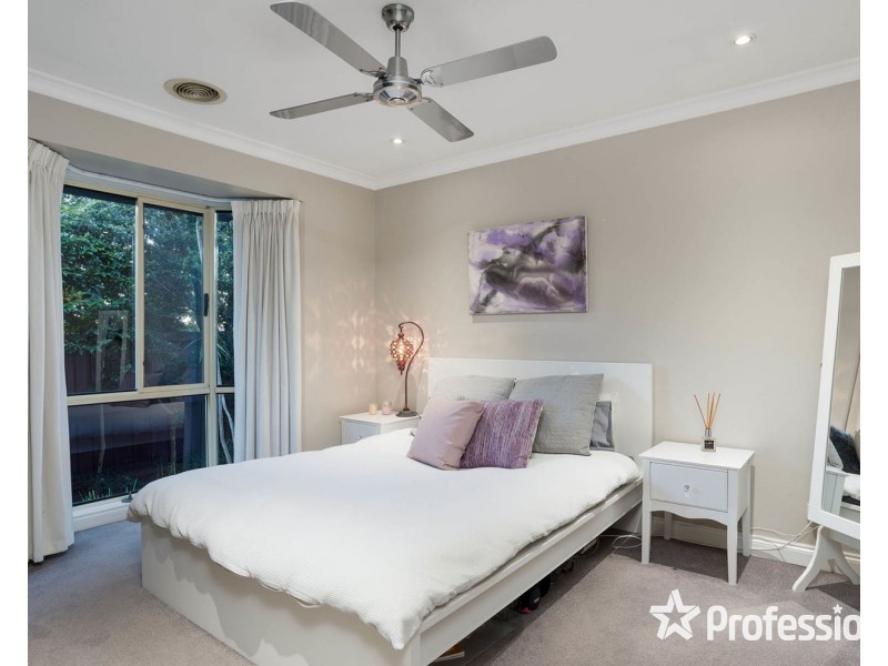 49 Larbert Road, Mooroolbark VIC 3138