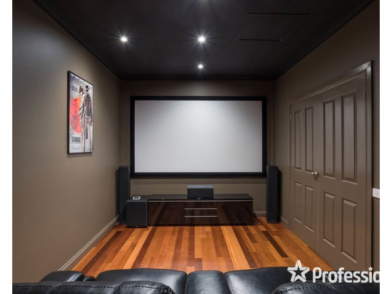 49 Larbert Road, Mooroolbark VIC 3138