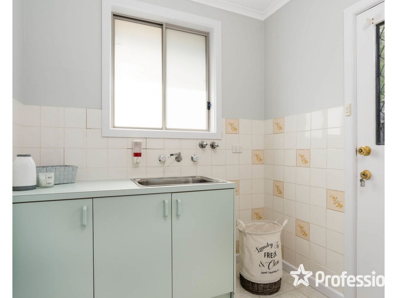 54 Cardigan Road, Mooroolbark VIC 3138