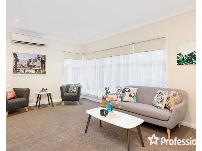 115 Mount View Parade, Croydon VIC 3136