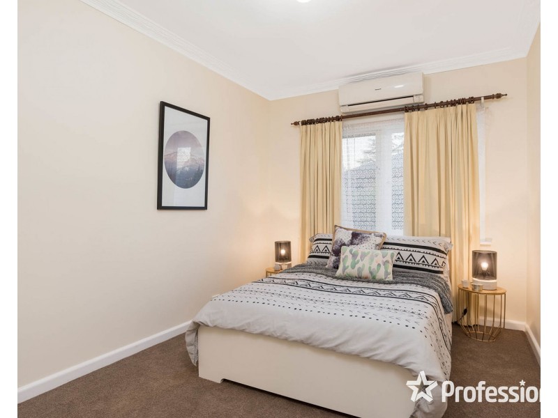 115 Mount View Parade, Croydon VIC 3136