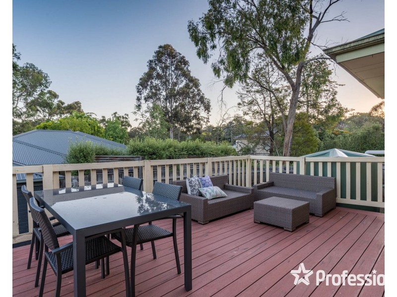 115 Mount View Parade, Croydon VIC 3136