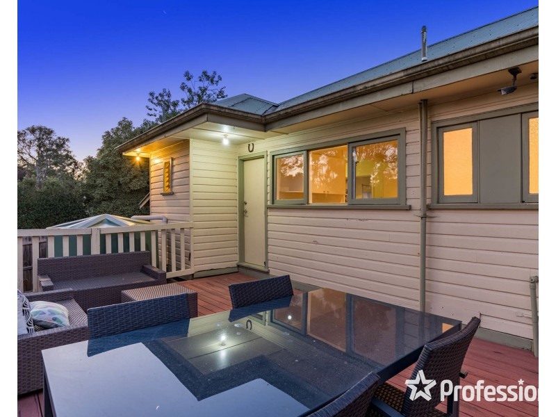 115 Mount View Parade, Croydon VIC 3136