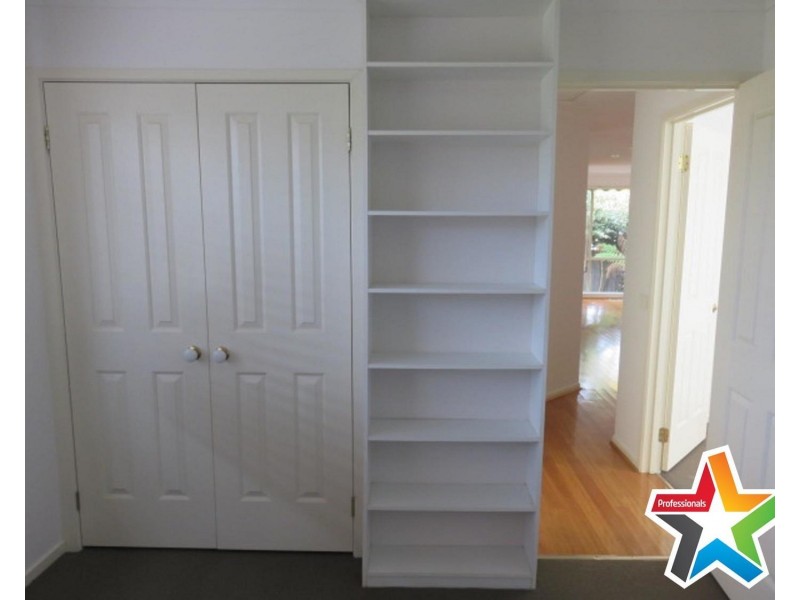 4/19 Luscombe Court, Kilsyth VIC 3137