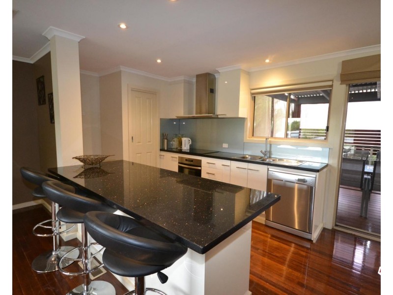 26 Dunoon Street, Mooroolbark VIC 3138