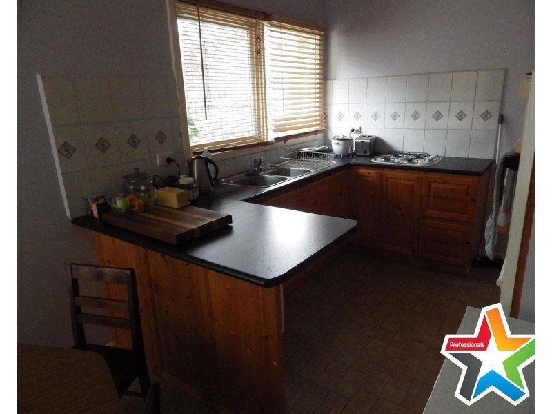 105 Pembroke Road, Mooroolbark VIC 3138