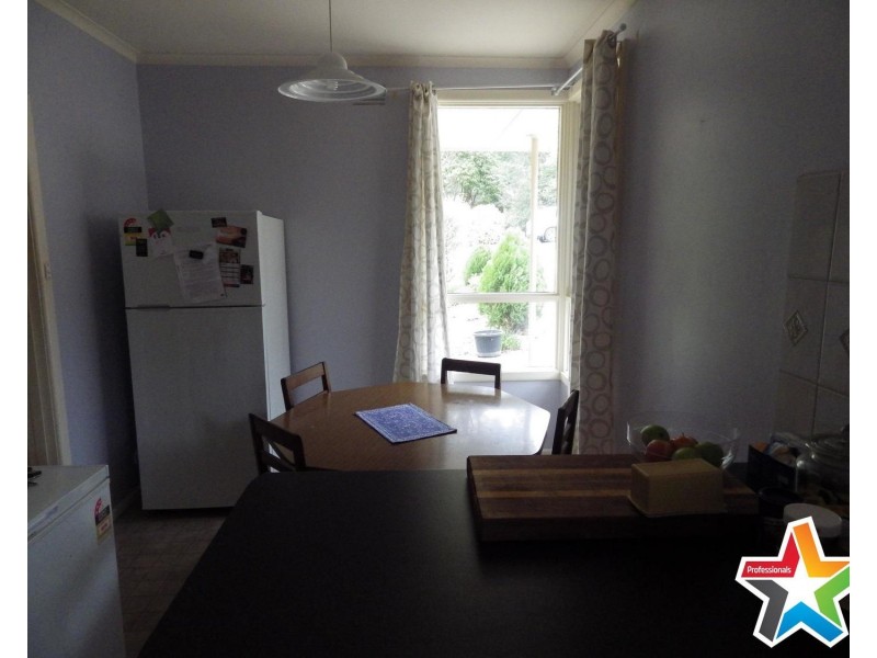 105 Pembroke Road, Mooroolbark VIC 3138