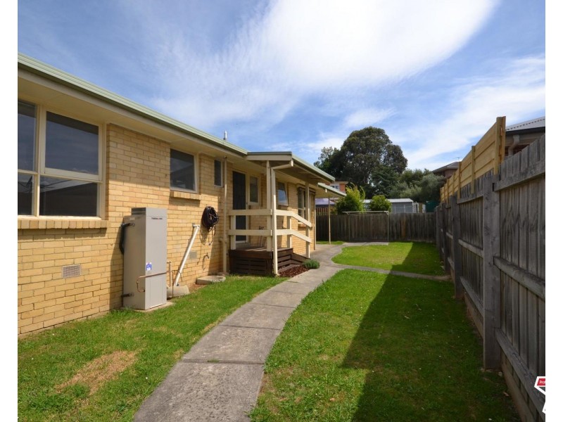 28 Dryden Concourse, Mooroolbark VIC 3138