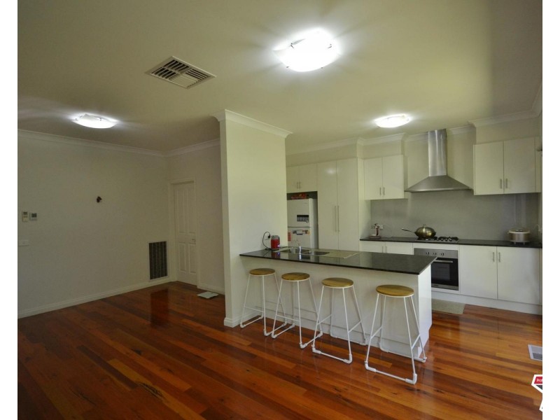 3/28 Jarvis Avenue, Croydon VIC 3136