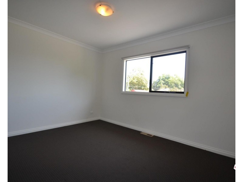 3/28 Jarvis Avenue, Croydon VIC 3136