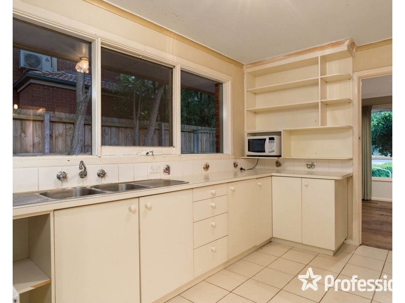 84 Felix Crescent, Ringwood North VIC 3134
