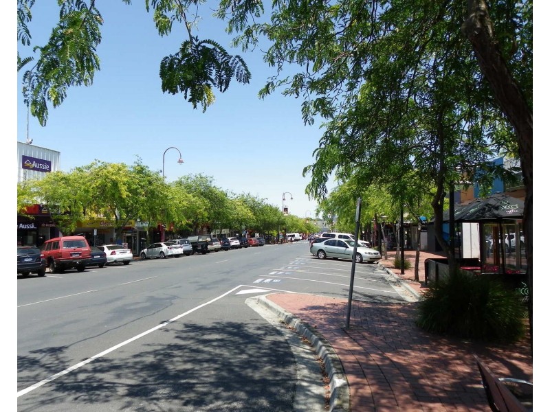 99 Main Street, Croydon VIC 3136