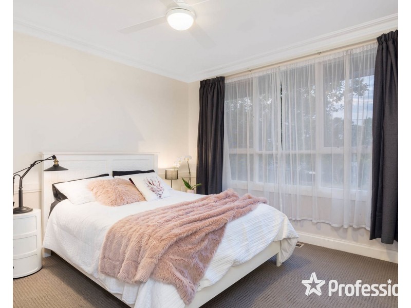 63 Allendale Road, Croydon VIC 3136