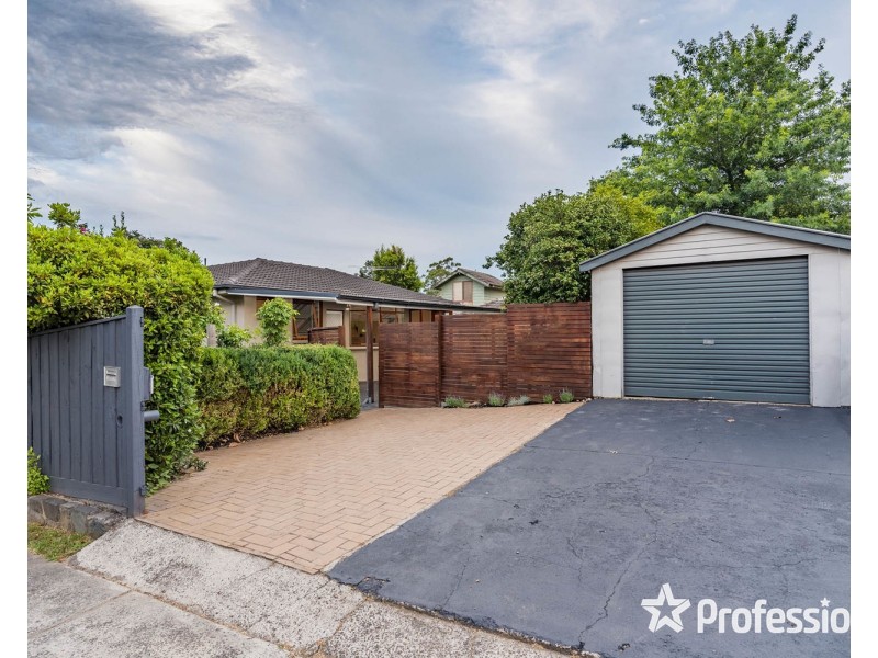 63 Allendale Road, Croydon VIC 3136