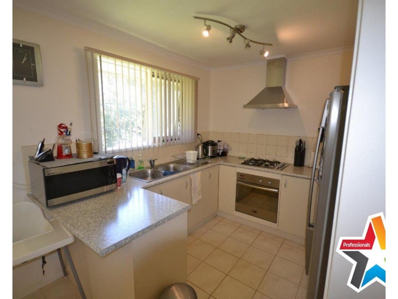 48 Winyard Drive, Mooroolbark VIC 3138