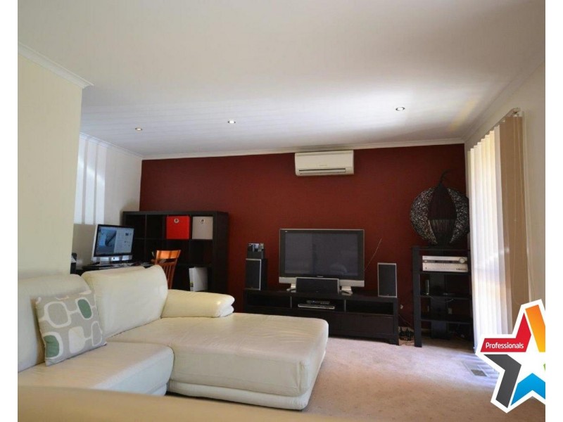 48 Winyard Drive, Mooroolbark VIC 3138