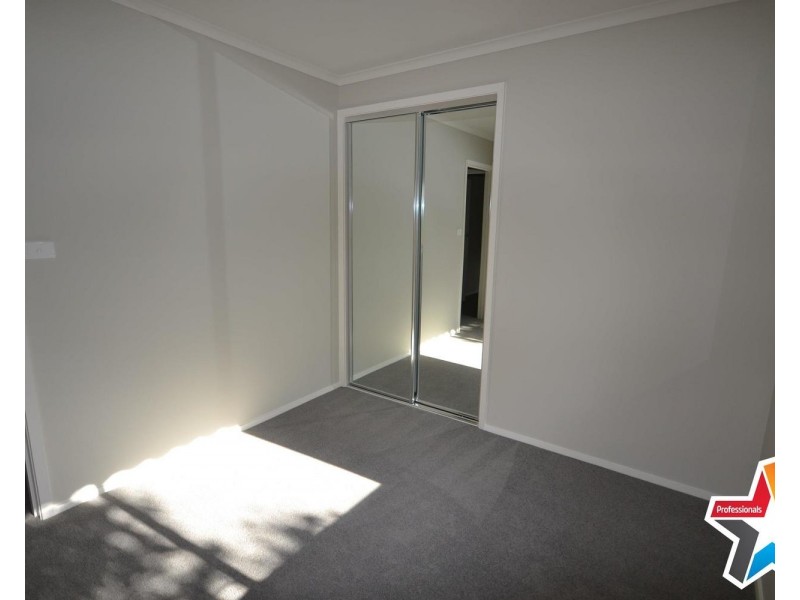 13 Pembroke Road, Mooroolbark VIC 3138