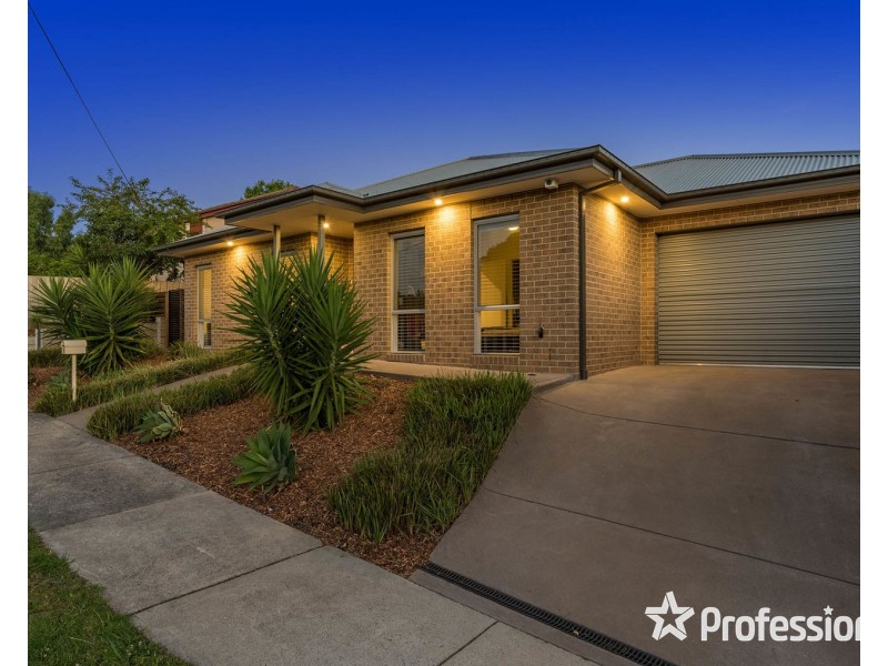 5 Pope Court, Mooroolbark VIC 3138