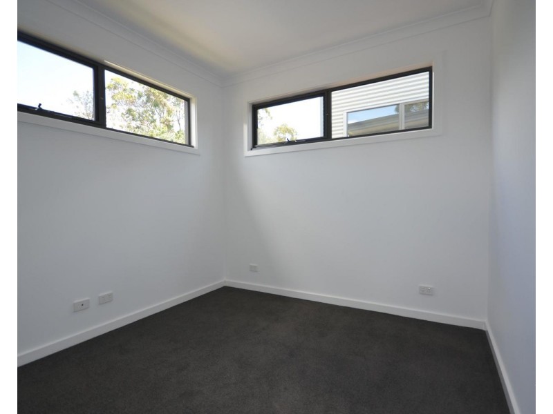 1 Floral Court, Mooroolbark VIC 3138