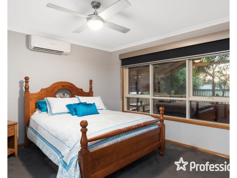 67 Pembroke Road, Mooroolbark VIC 3138