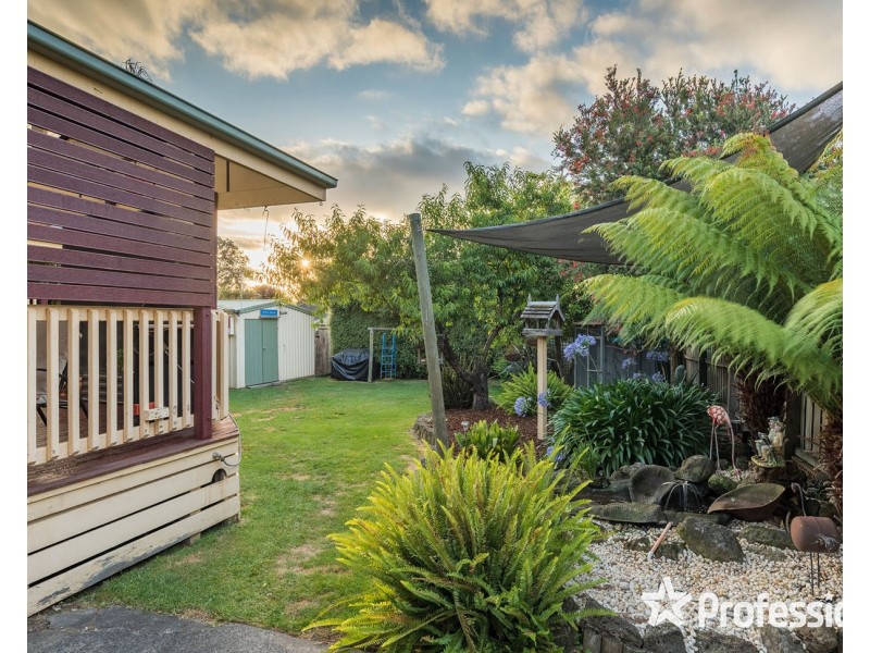 67 Pembroke Road, Mooroolbark VIC 3138