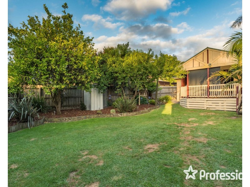 67 Pembroke Road, Mooroolbark VIC 3138