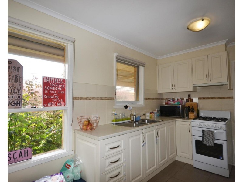 59 Pembroke Road, Mooroolbark VIC 3138