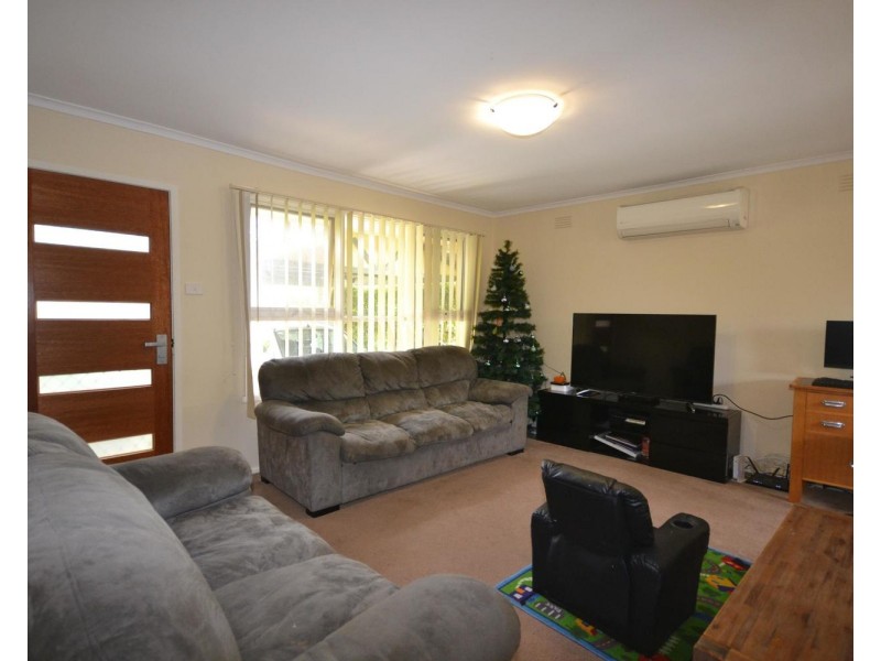 59 Pembroke Road, Mooroolbark VIC 3138